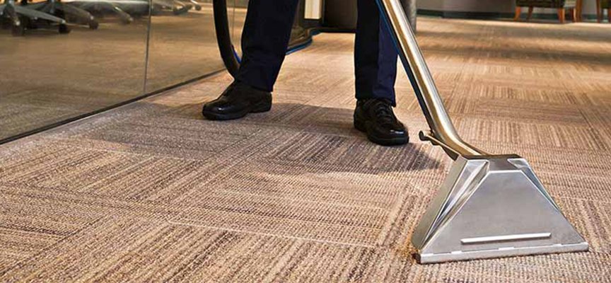 Edmonton’s Seasonal Carpet Cleaning Needs: Winter Vs. Summer Maintenance